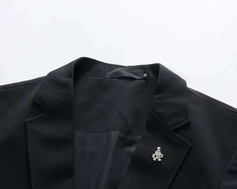 Prada M-3XL 25tn (3)